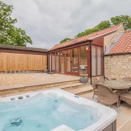 High Oaks Grange - Дом отдыха