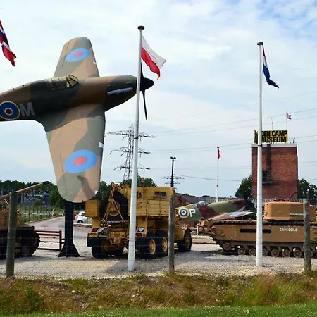 Дом отдыха High Oaks Grange -