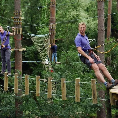 High Oaks Grange - Дом отдыха *